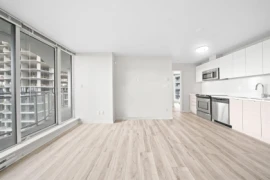 1801 13303 Central Avenue, Surrey, BC