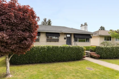 Garden / Landscaping Photo of 152 Harvey Street, New Westminster, BC
