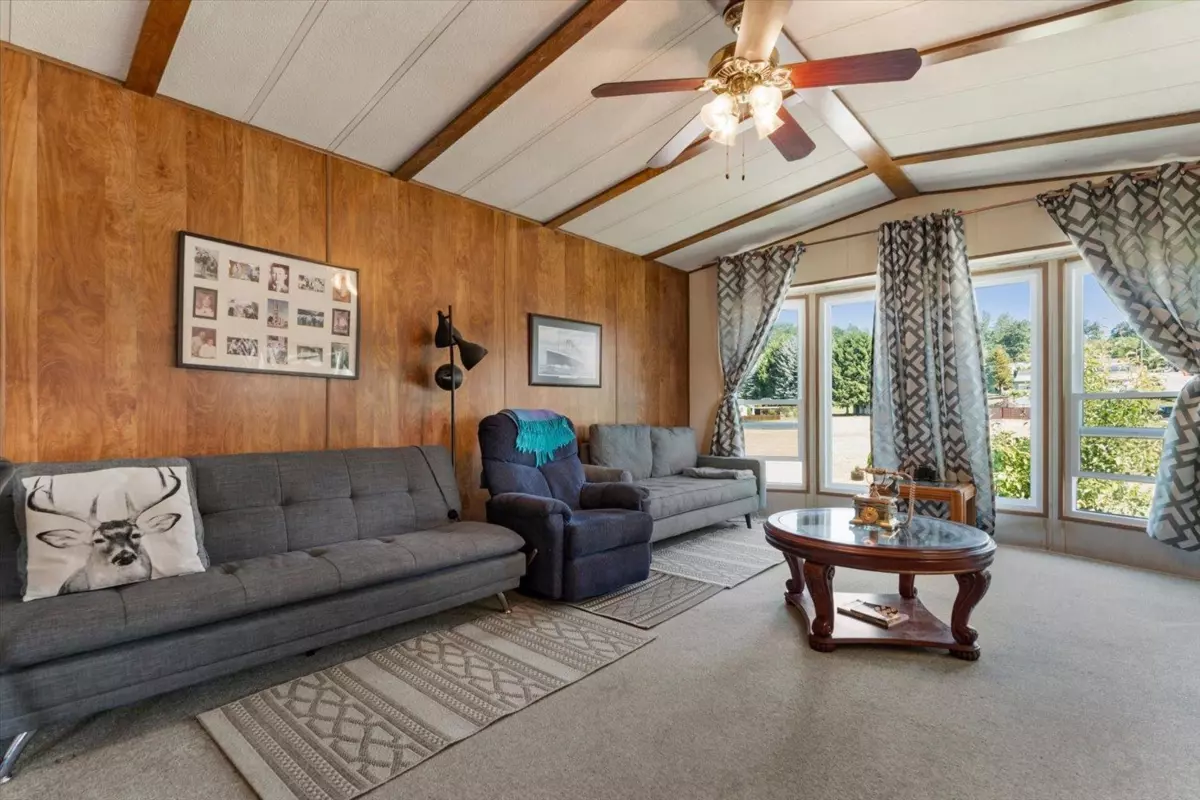 Dining Area Photo of 217 27111 Avenue, Langley, BC