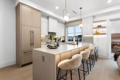 Kitchen Photo of 2 3275 Graveley Street, Vancouver, BC
