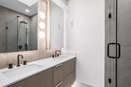 Office / Den Photo of 2 3275 Graveley Street, Vancouver, BC
