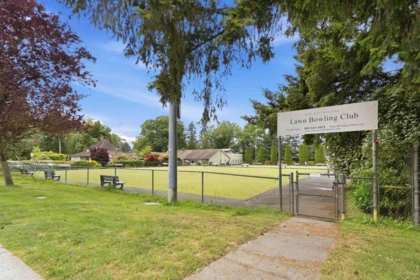 Aerial View of 301 707 8th Street, New Westminster, BC