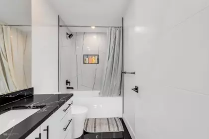 Laundry Room Photo of 278 56 STREET, Delta BC V4L 1Z2