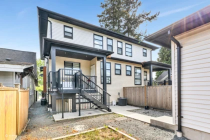 Aerial View of 33227 5 Avenue, Mission, BC