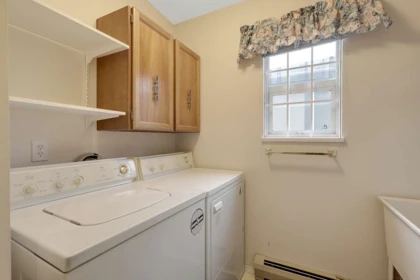 Primary Bathroom Photo of 5136 Portland Street, Burnaby, BC