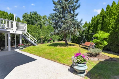Garden / Landscaping Photo of 20781 50a Avenue, Langley, BC
