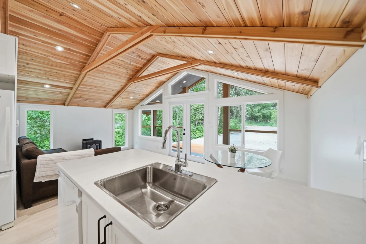 Dining Area Photo of 675 Little Boulevard, Gabriola Island, BC