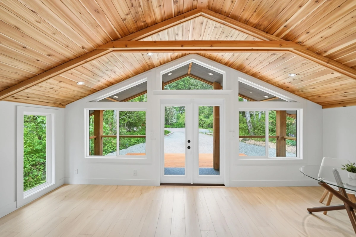 Family Room Photo of 675 Little Boulevard, Gabriola Island, BC