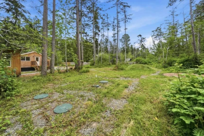 Hot Tub / Spa Photo of 675 Little Boulevard, Gabriola Island, BC