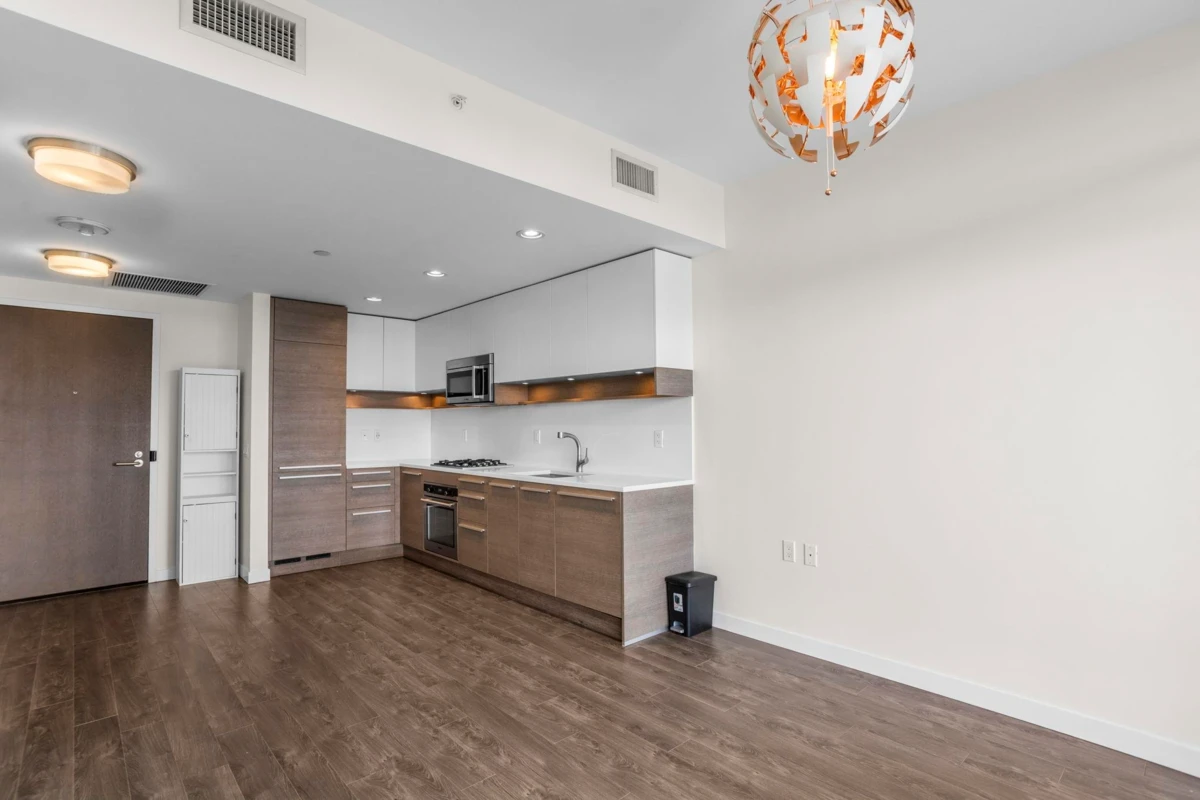 Dining Area Photo of 2602 4485 Skyline Drive, Burnaby, BC
