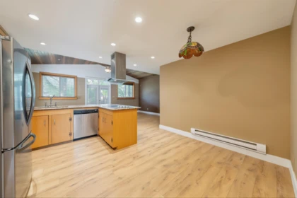 Breakfast Nook Photo of 5697 180 Street, Surrey, BC