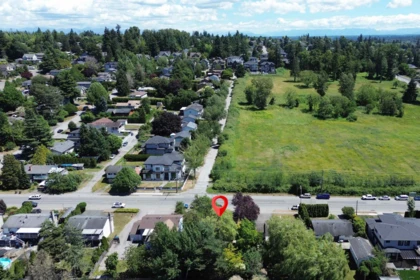 Front Yard Photo of 5697 180 Street, Surrey, BC
