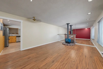 Kitchen Photo of 5697 180 Street, Surrey, BC