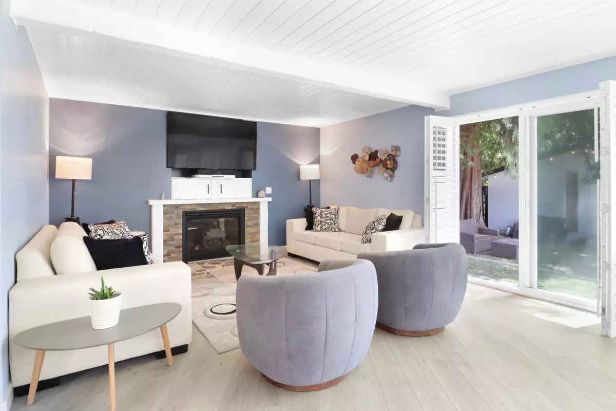Family Room Photo of 1225 Foster Avenue, Coquitlam, BC