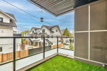 Laundry Room Photo of 201 3939 Knight Street, Vancouver, BC