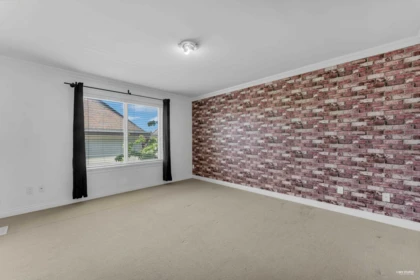 Hallway Photo of 6803 192 Street, Surrey, BC