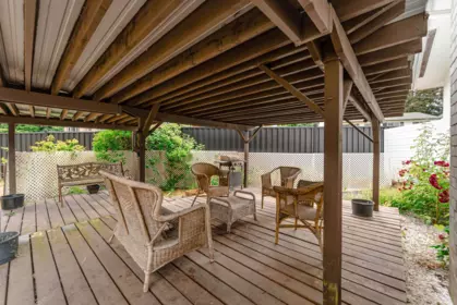 Backyard Photo of 776 7th Avenue, Hope, BC
