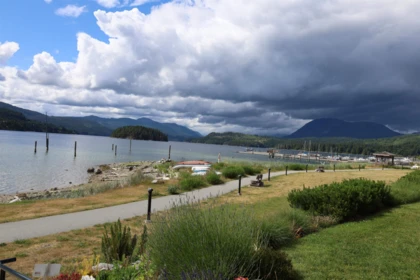 Outdoor Deck Photo of 5956 Beachgate Lane, Sechelt, BC