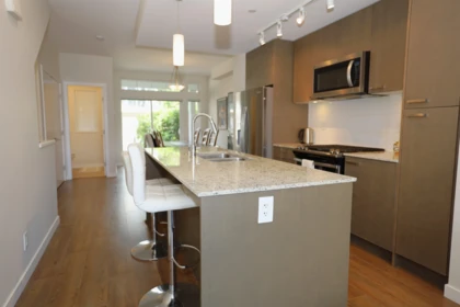 Walk-In Closet Photo of 5956 Beachgate Lane, Sechelt, BC