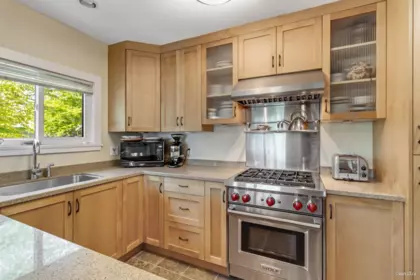 4 E 46th Avenue, Vancouver, BC, Vancouver — Single Family Residence for sale