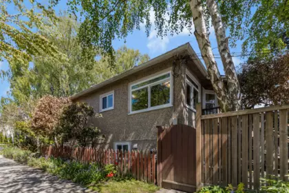 Garden / Landscaping Photo of 4 E 46th Avenue, Vancouver, BC