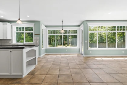 Breakfast Nook Photo of 13070 Alouette Road, Maple Ridge, BC