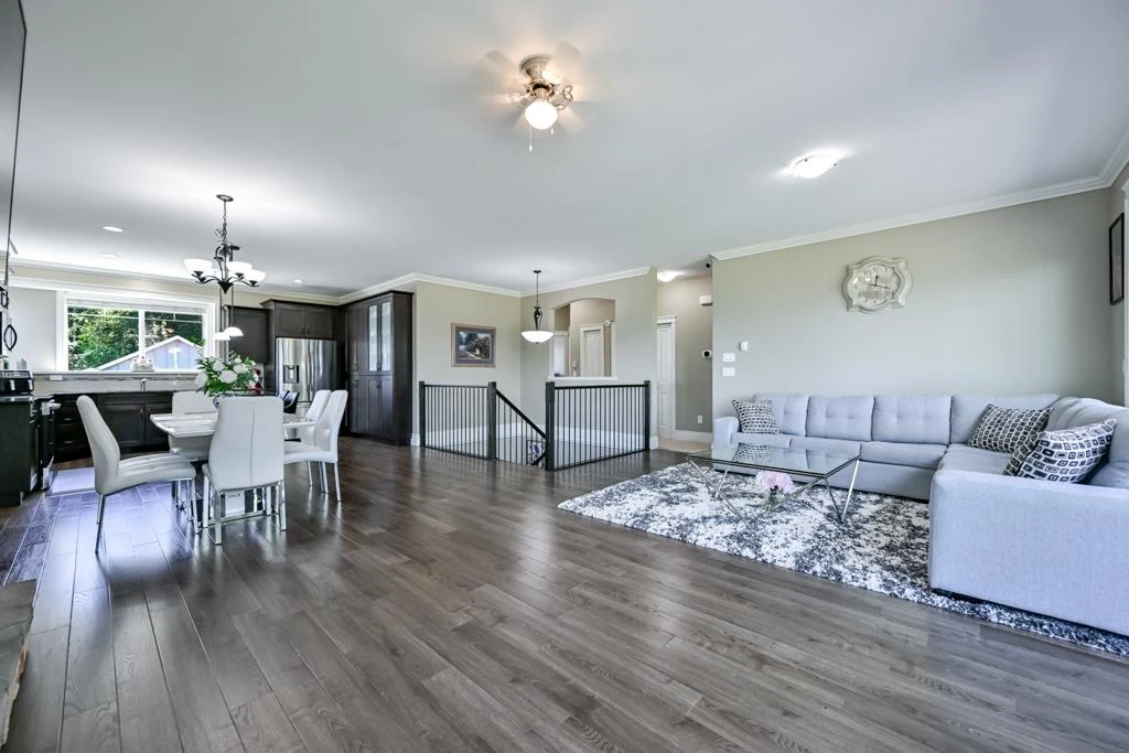Living Room Photo of 4598 Teskey Road, Chilliwack, BC