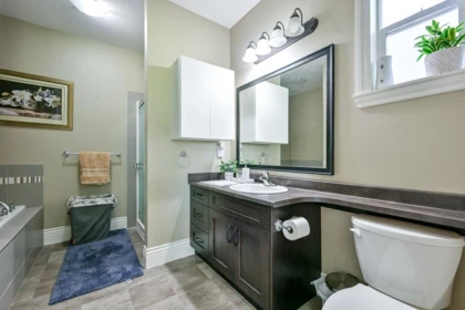 Entry Foyer Photo of 4598 Teskey Road, Chilliwack, BC
