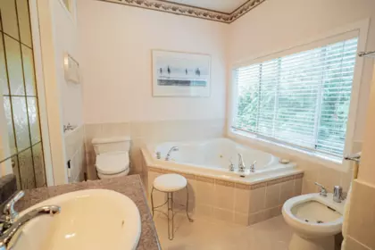 Mudroom Photo of 16233 30b Avenue, Surrey, BC