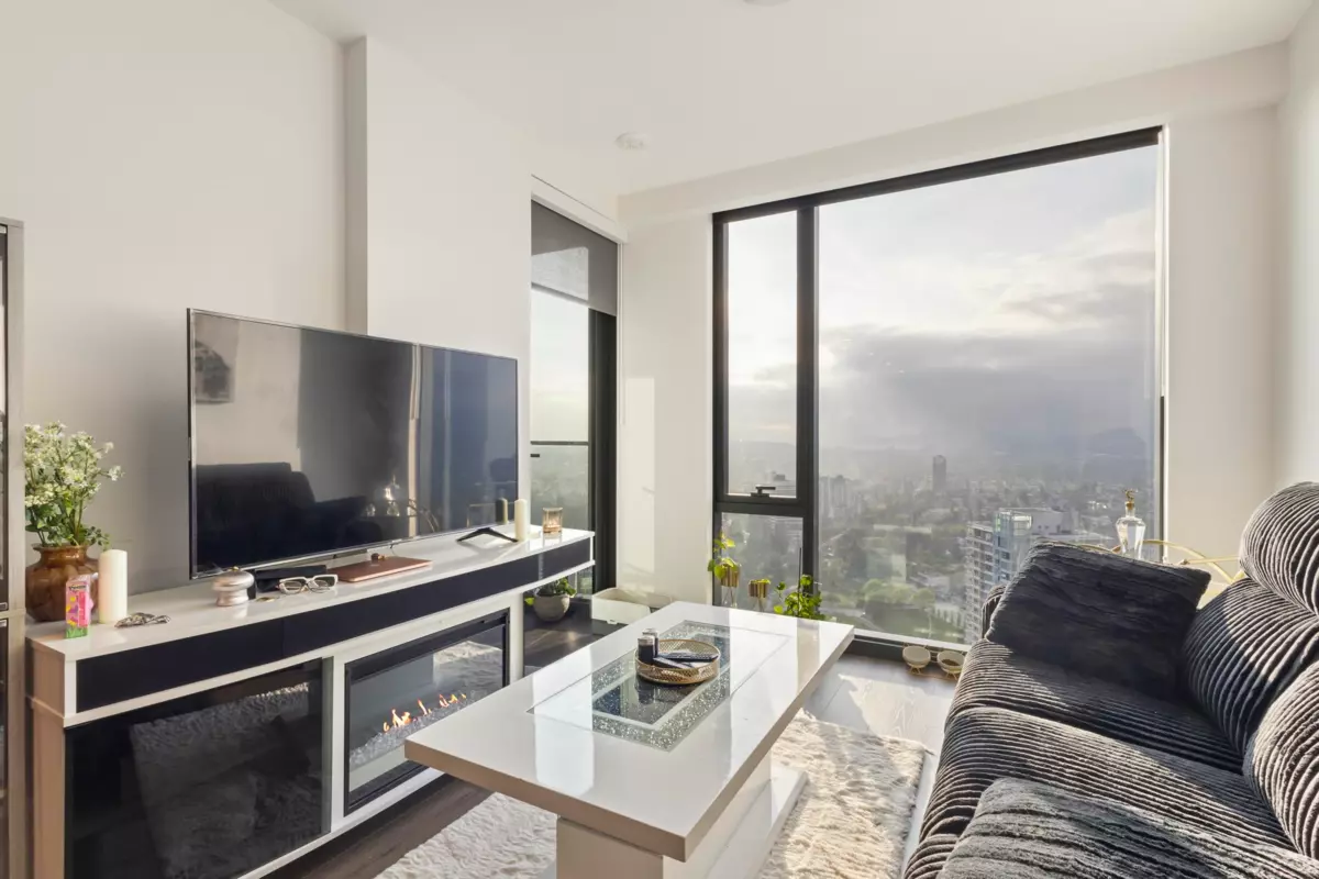 Living Room Photo of 3905 5987 Wilson Avenue, Burnaby, BC