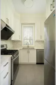 Guest Bathroom Photo of 3088 144 Street, Surrey, BC