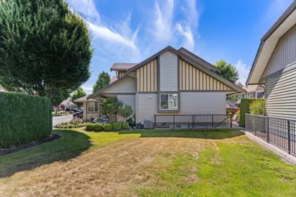 Fitness Center Photo Near 38 45545 Tamihi Way, Chilliwack, BC