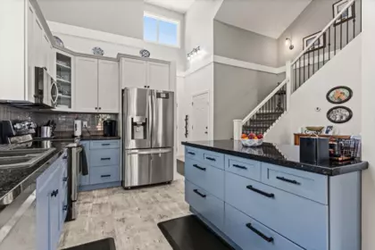 Kitchen Island Photo of 38 45545 Tamihi Way, Chilliwack, BC