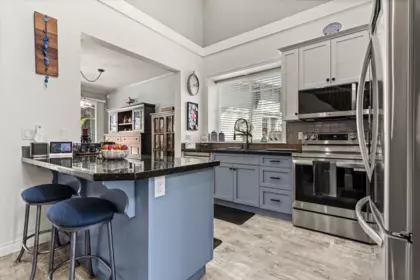 Kitchen Photo of 38 45545 Tamihi Way, Chilliwack, BC