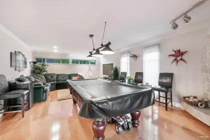 Hallway Photo of 13151 13 Avenue, Surrey, BC