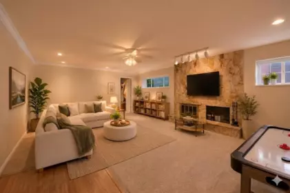 Office / Den Photo of 13151 13 Avenue, Surrey, BC