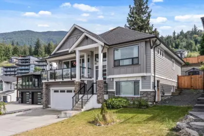 Fitness Center Photo Near 15 8295 Nixon Road, Chilliwack, BC