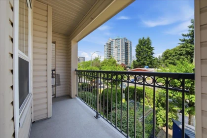 Loft / Bonus Room Photo of 201 2772 Clearbrook Road, Abbotsford, BC