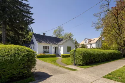 438 Fourth Street, New Westminster, BC, New Westminster — Single Family Residence for sale