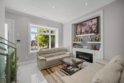 1475 E 55th Avenue, Vancouver, BC, Vancouver — Half Duplex for sale