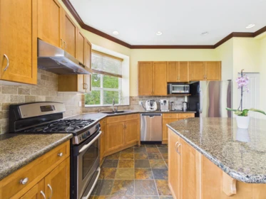 Kitchen Island Photo of 23 Fernway Drive, Port Moody, BC