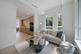 477 W King Edward Avenue, Vancouver, BC