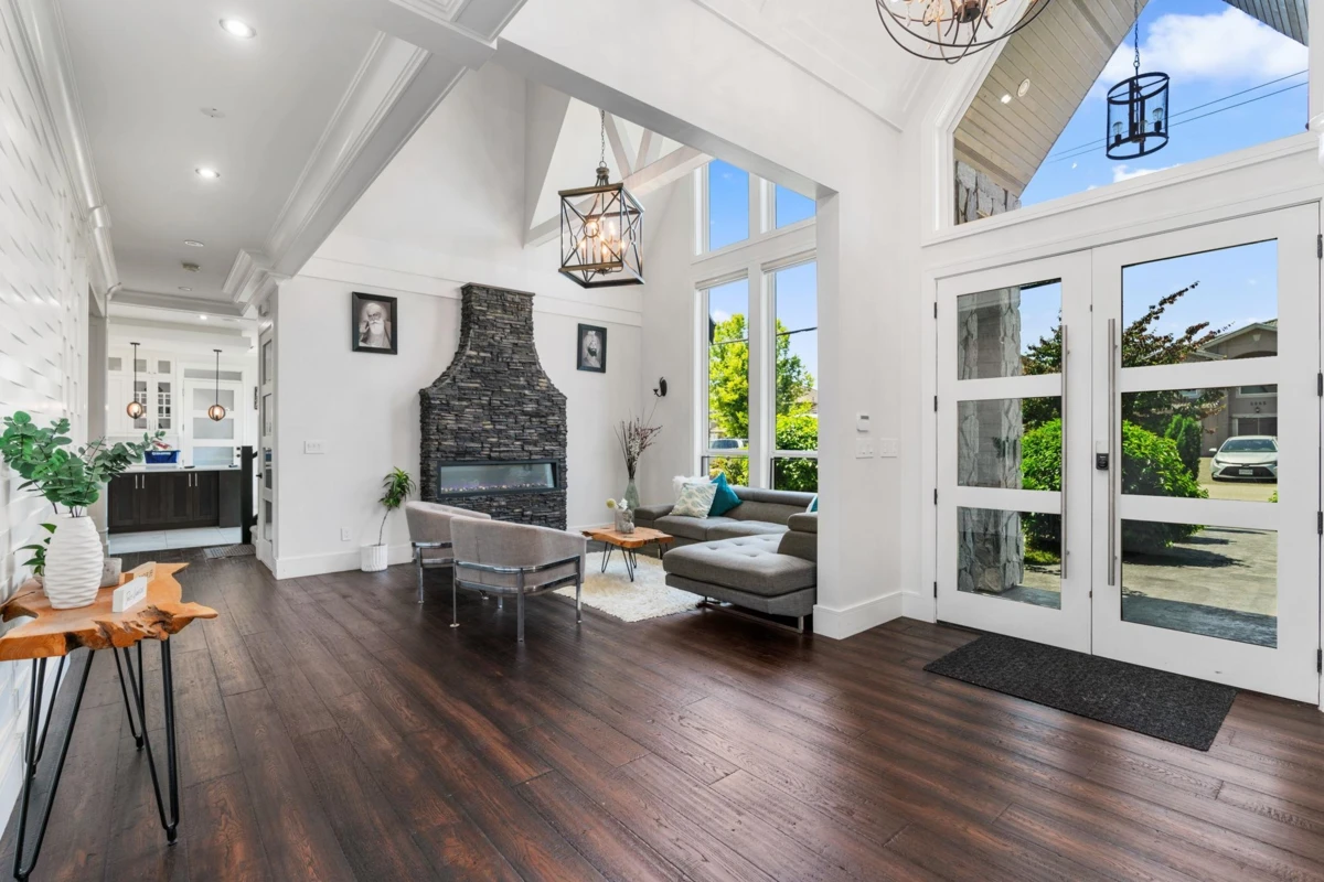 Living Room Photo of 8866 134b Street, Surrey, BC