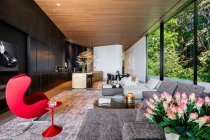 Breakfast Nook Photo of 3478 Marine Drive, West Vancouver, BC