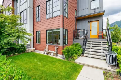 37981 Helm Way, Squamish, BC, Squamish — Townhouse for sale
