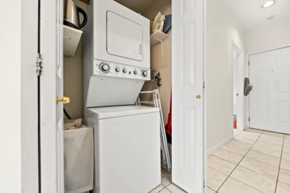 Office / Den Photo of 104 177 W 5th Street, North Vancouver, BC