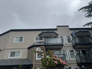 Backyard Photo of 321 1850 E Southmere Crescent, Surrey, BC
