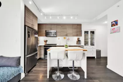 Breakfast Nook Photo of 307 200 Nelson's Crescent, New Westminster, BC