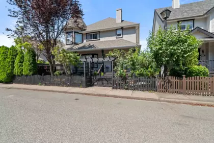 46415 Bedford Parkway, Chilliwack, BC, Chilliwack — Single Family Residence for sale