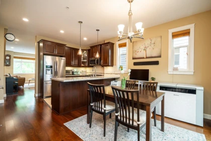 Kitchen Island Photo of 10 8068 207 Street, Langley, BC